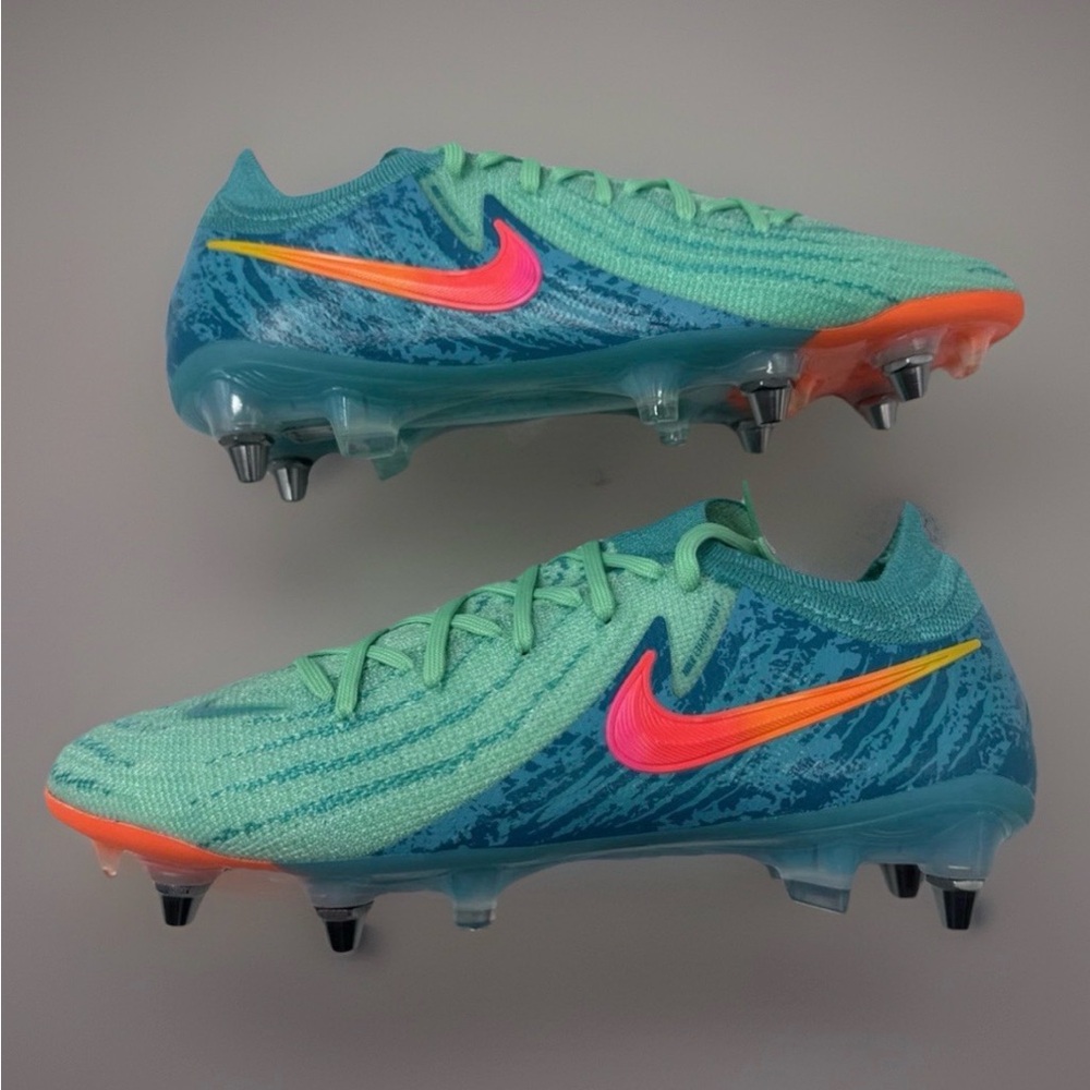 NEW Nike Phantom GX 2 Elite SG Vortex Pack Soccer Cleats FZ4939-300 (Size 8.5)
